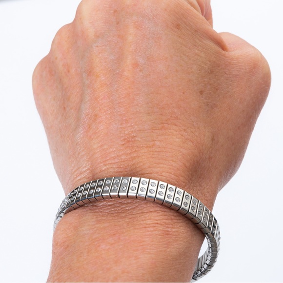 Spiedel 2 row expansion bangle minimalist stainless steel with Diamonique CZs - Picture 2 of 16